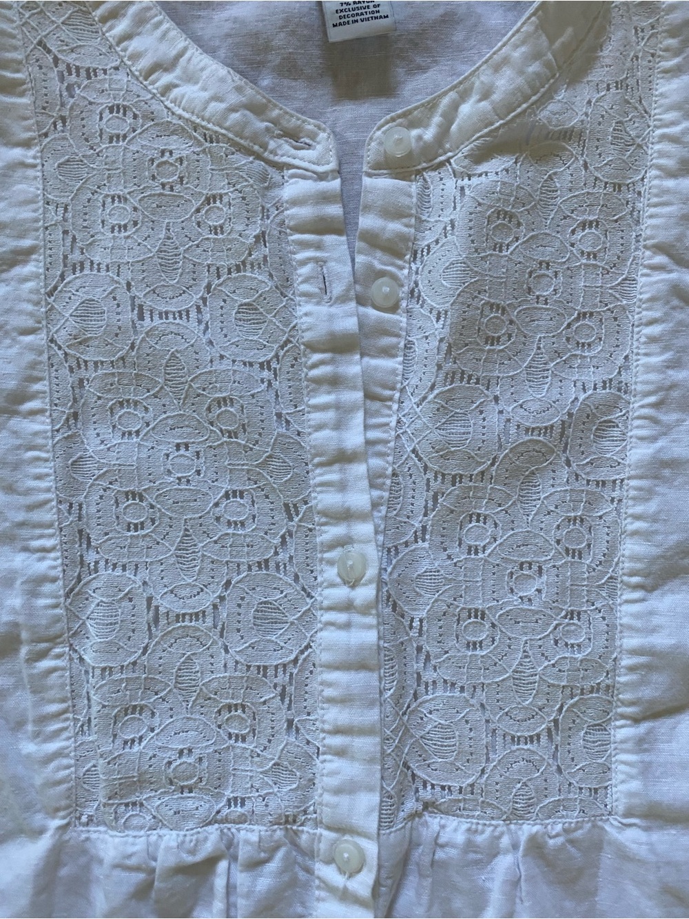 Liz Claiborne White Sleeveless Lace-Front button down- medium - Picture 4 of 6